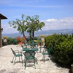 Alojamento de Turismo Rural Il Poggio Degli Olivi Bettona