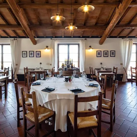 Il Poggio Degli Olivi Çiftlik konaklama